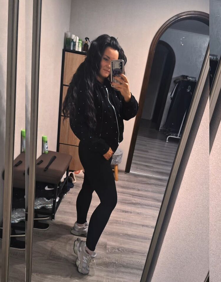  53984543  Viktorija, 37 ,    