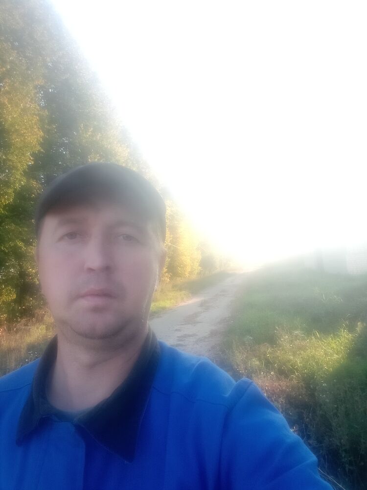  48160983  Ruslan, 44 ,    