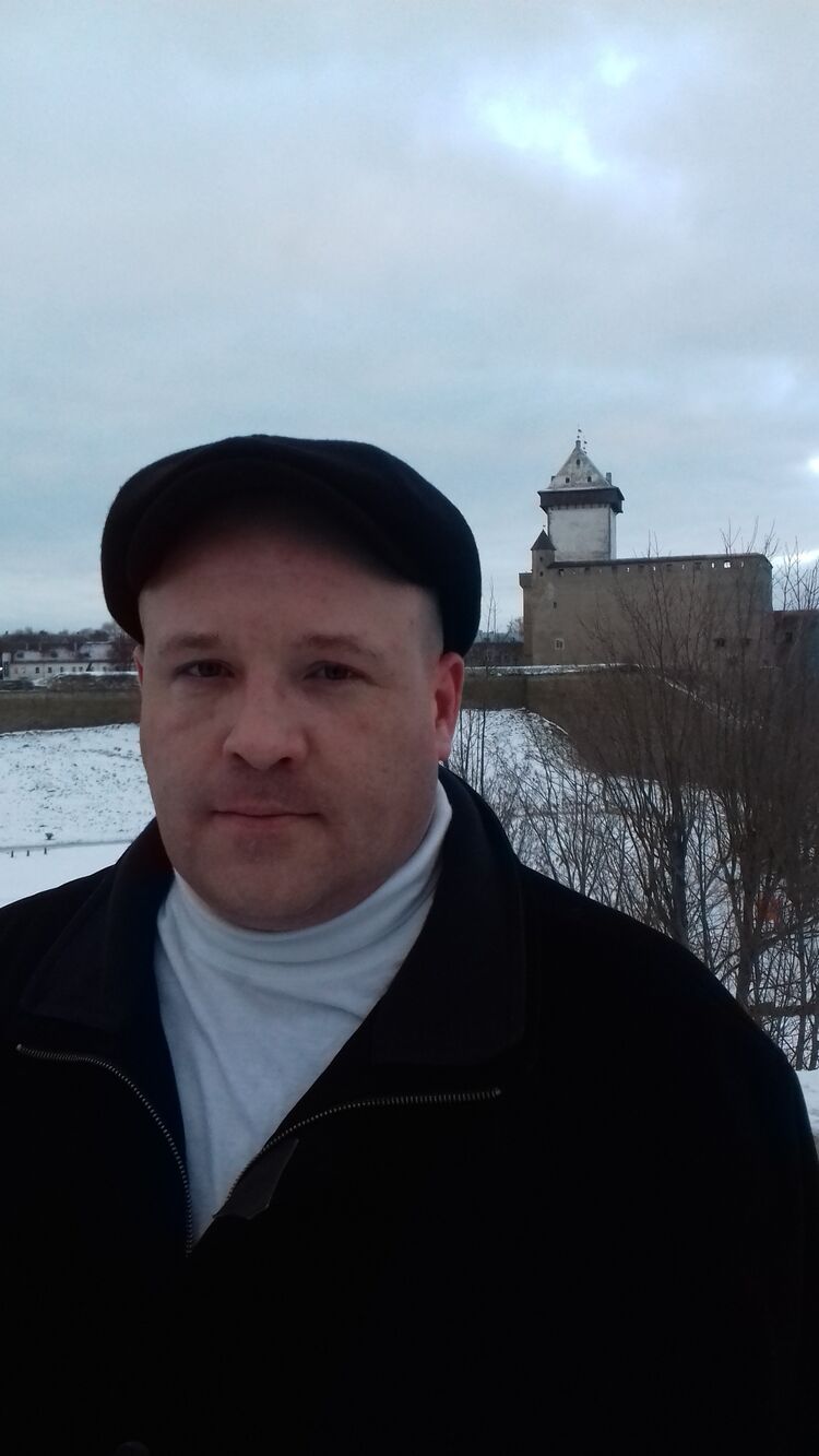  48719373  Andrei, 49 ,    