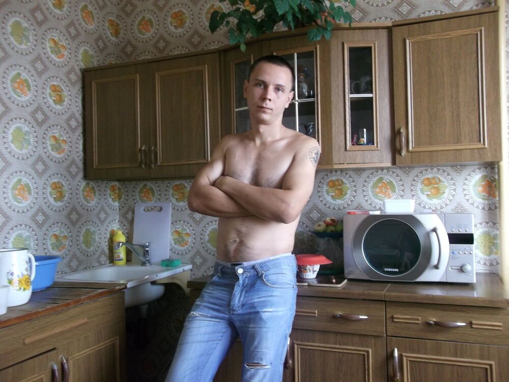  10456153  Sergey, 37 ,    