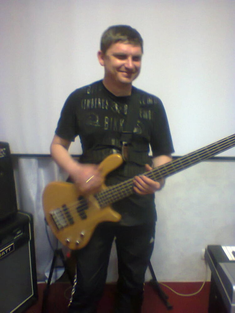  11070513  Udo larso, 46 ,    