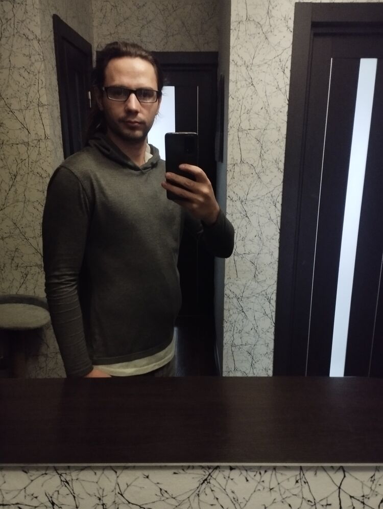  43682913  , 28 ,    