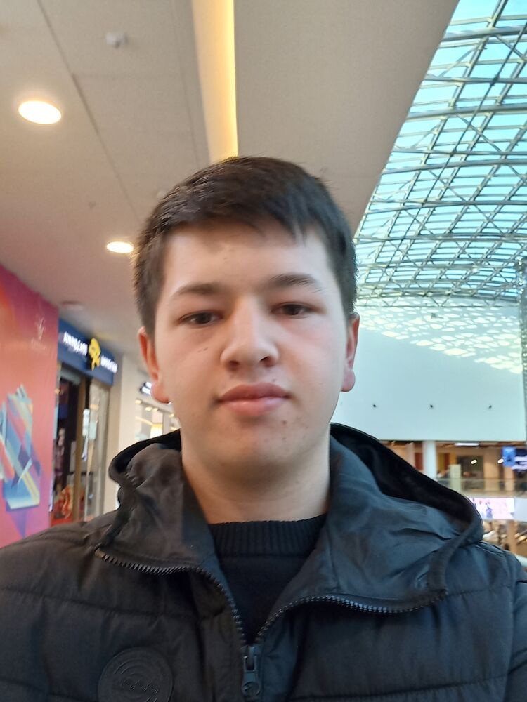  26084083  , 23 ,    -