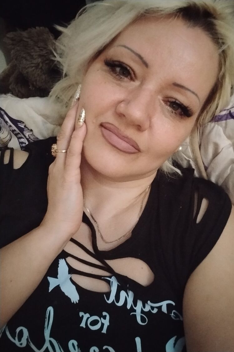  39285673  Natasha Grin, 47 ,    