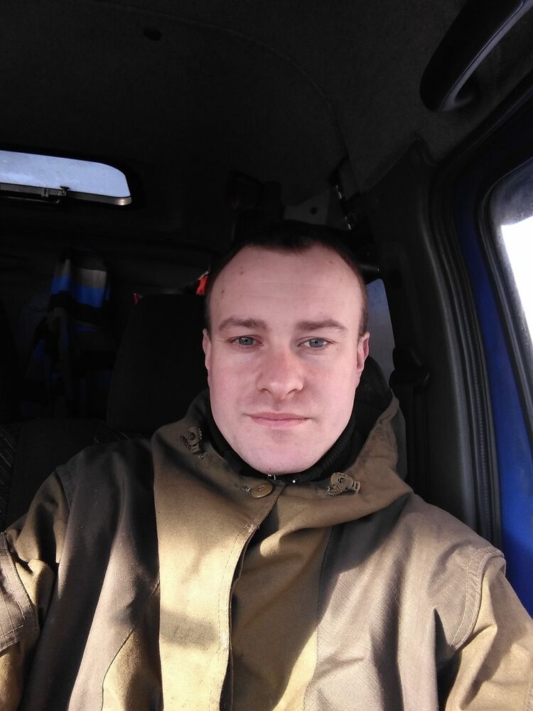  15615463  , 35 ,    -