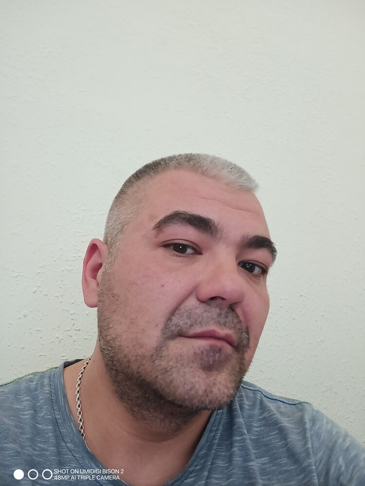  33403803  Alex, 42 ,    