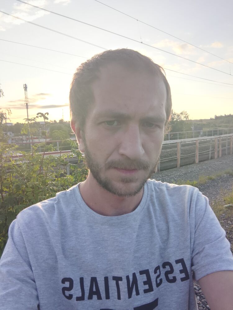  36748563  , 32 ,    