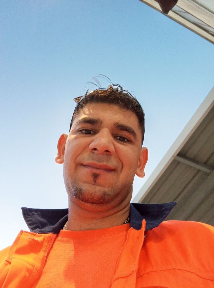  ,   Martin, 28 ,   ,   