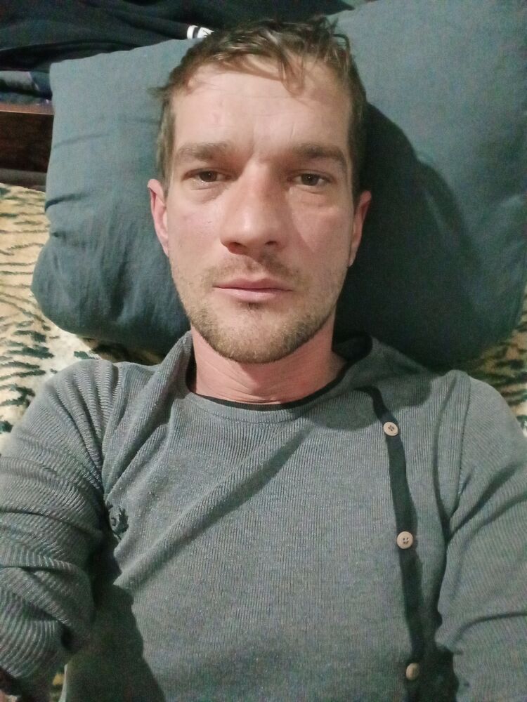  48742183  , 37 ,    --