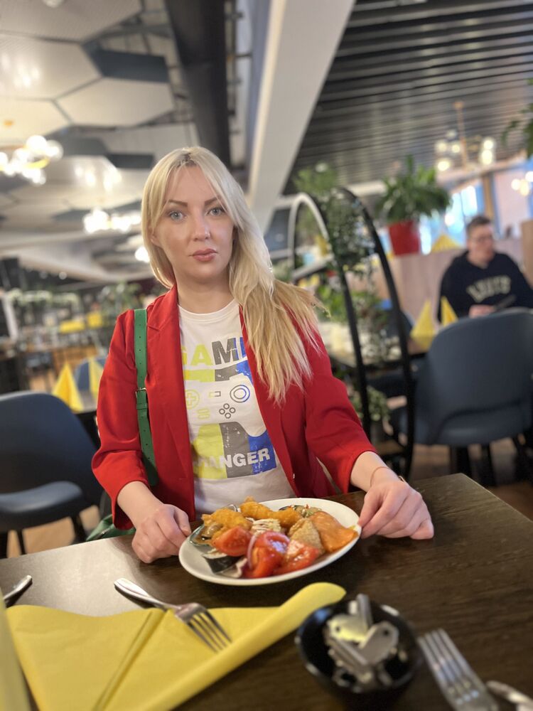  Gelsenkirchen,   Tania, 38 ,   ,   , c 