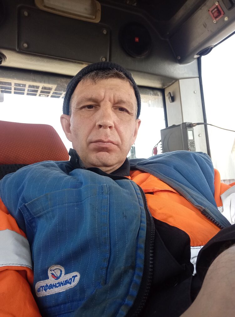  51701673  , 43 ,    