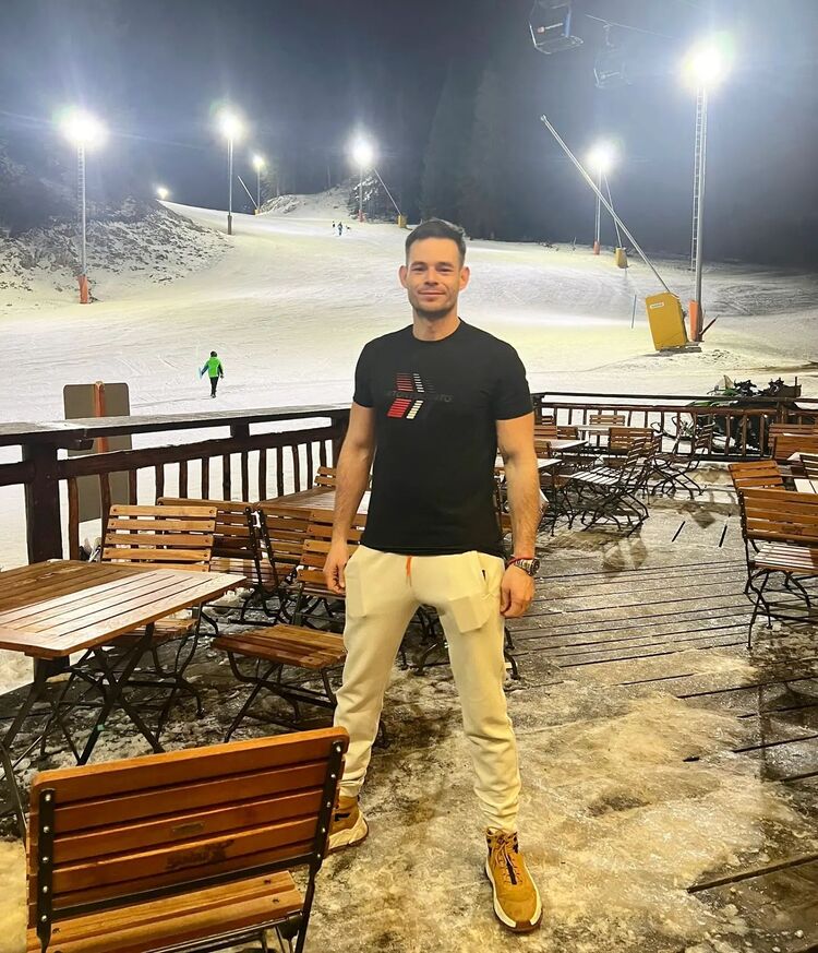 ���� 44886933 ������� ����, 31 ���, ���� ���������� � �����-����������