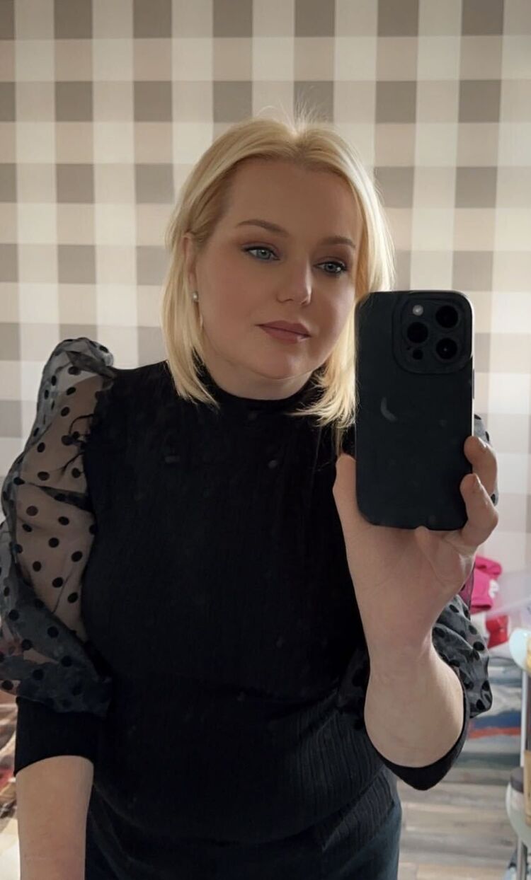  ,   Ksenia, 48 ,     , c 