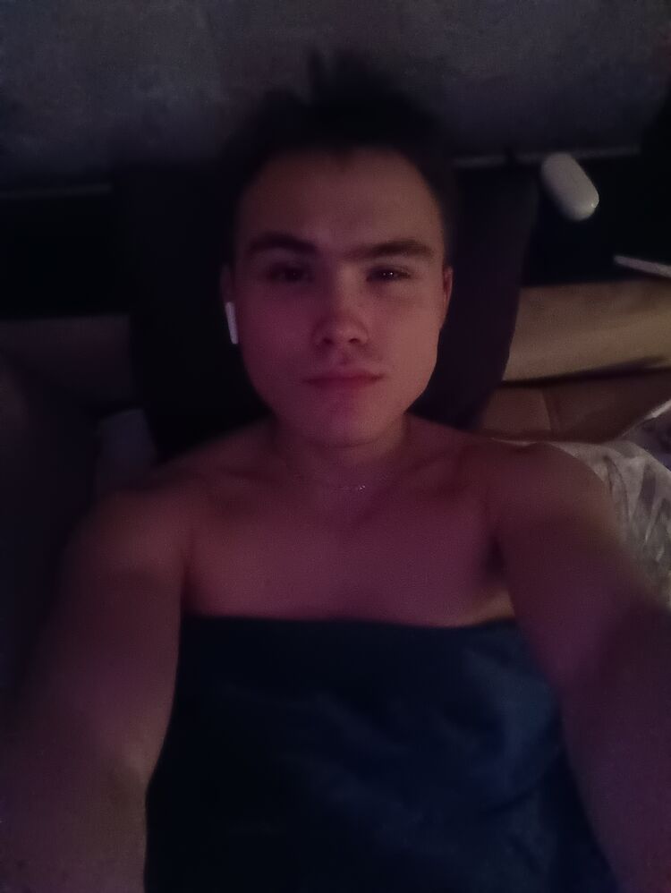  39017353  , 21 ,    