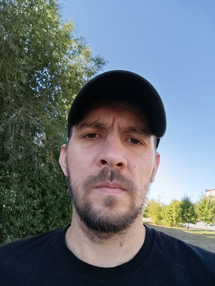  54752873  Matros, 39 ,    