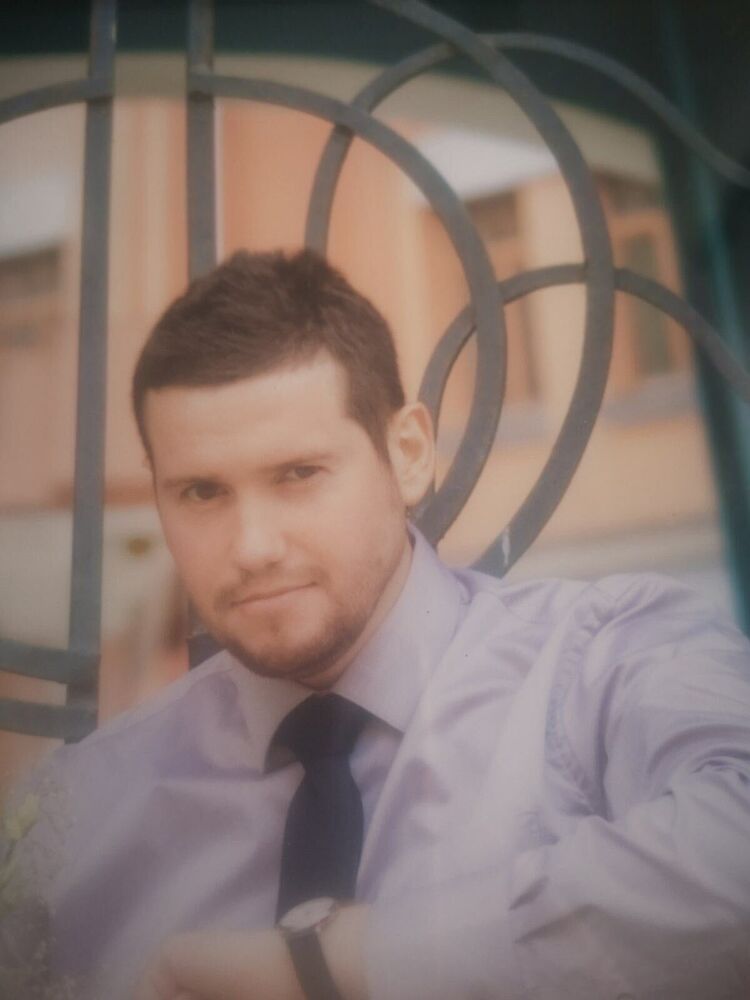  ,   Anatoliy, 42 ,   ,   