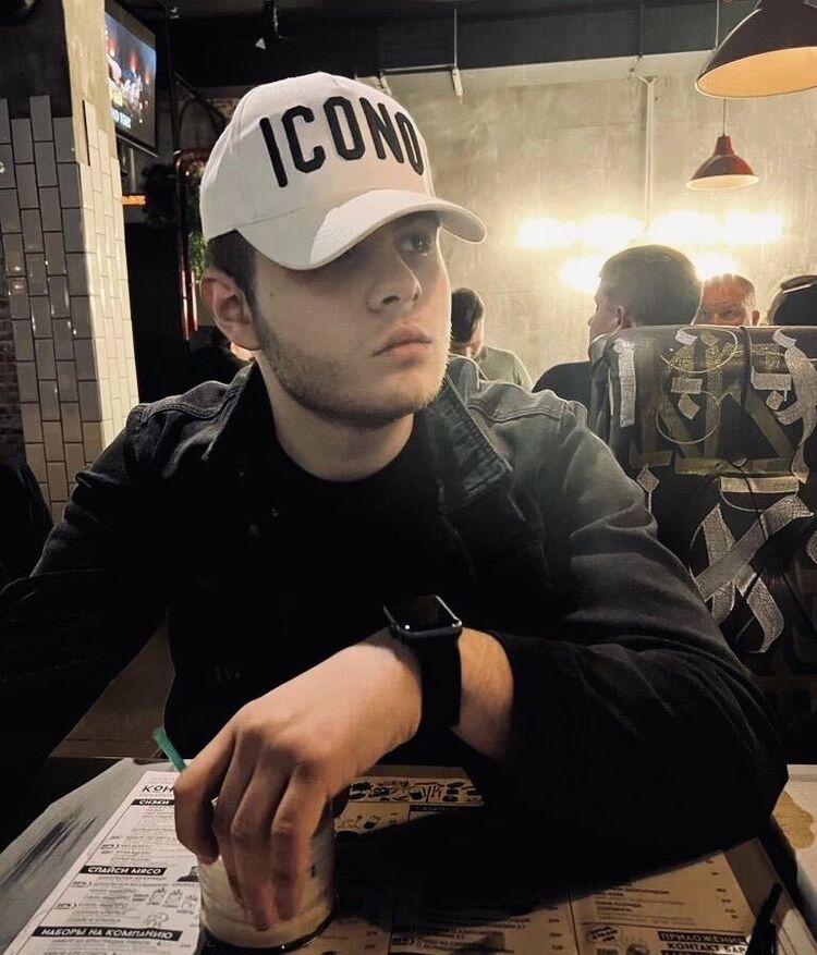  33778913  , 23 ,    -