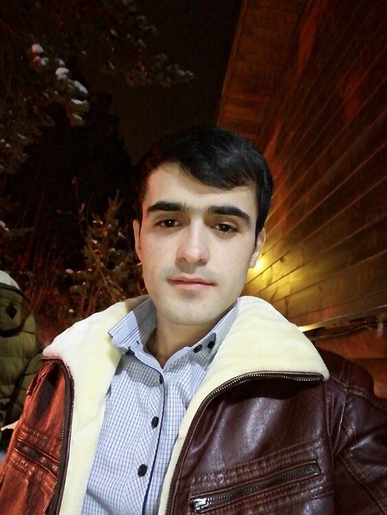  36600733  Bek, 31 ,    