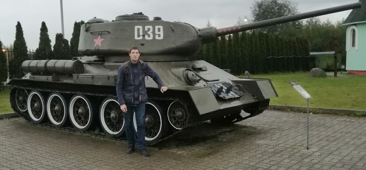  17919513  , 30 ,    