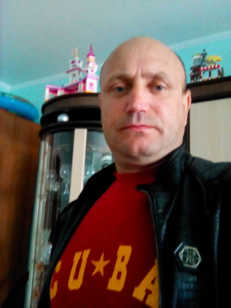  ,   Valera, 48 ,  