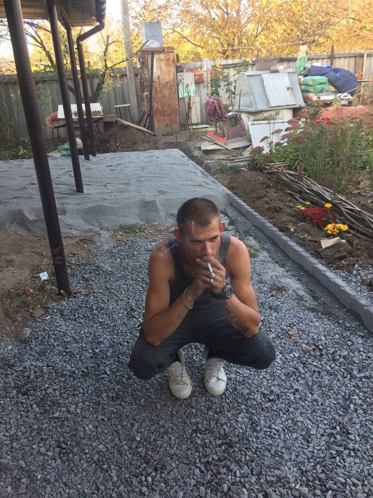  18858673  , 31 ,    