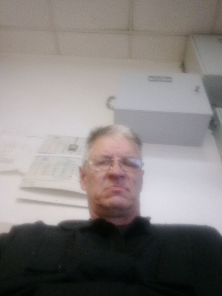  54689803  SERGEI, 54 ,    