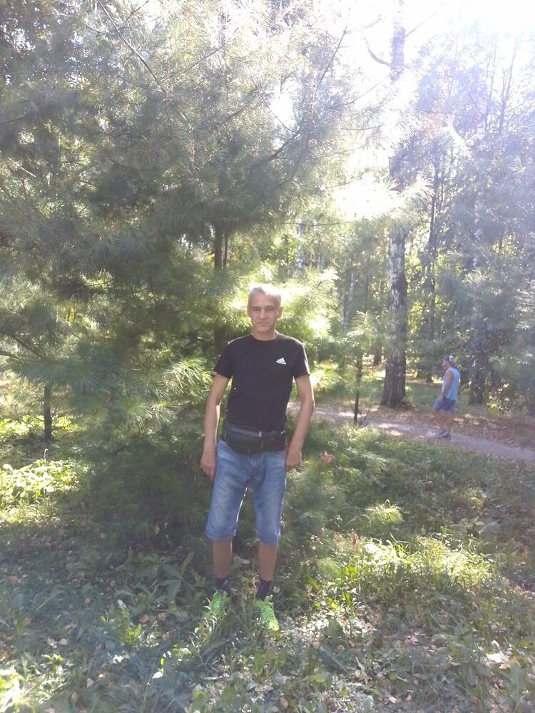  49864073  Mihasy74, 48 ,    