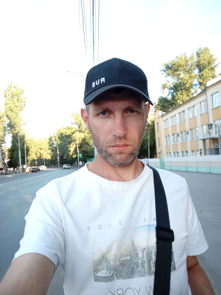  44963873  , 42 ,    