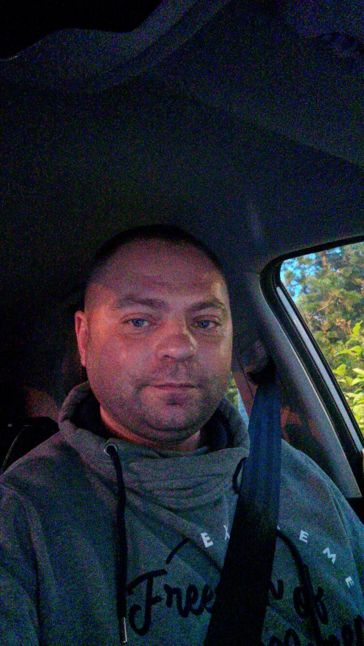  38064963  , 42 ,    -