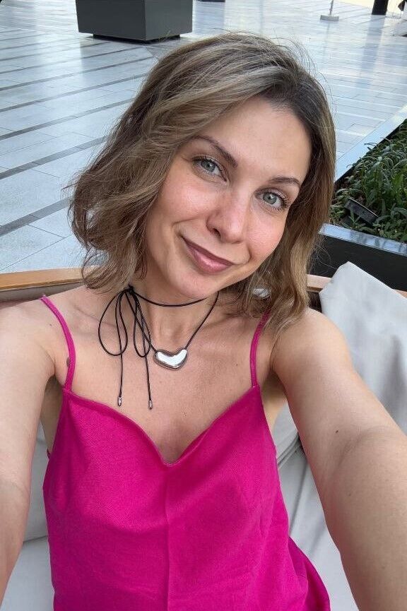  ,   Anastasia, 32 ,   ,   , c , 