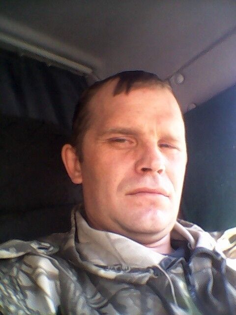  7330883  , 42 ,    