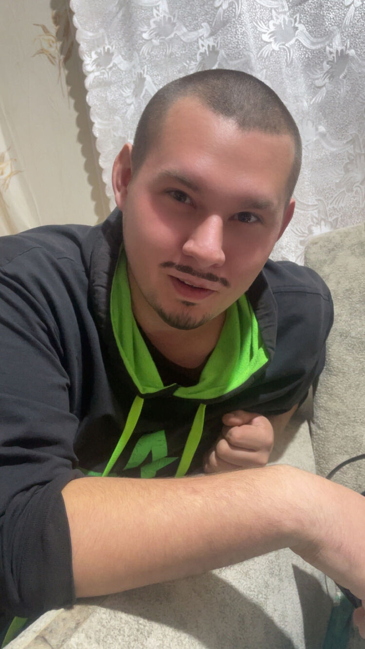  47778923  , 21 ,    