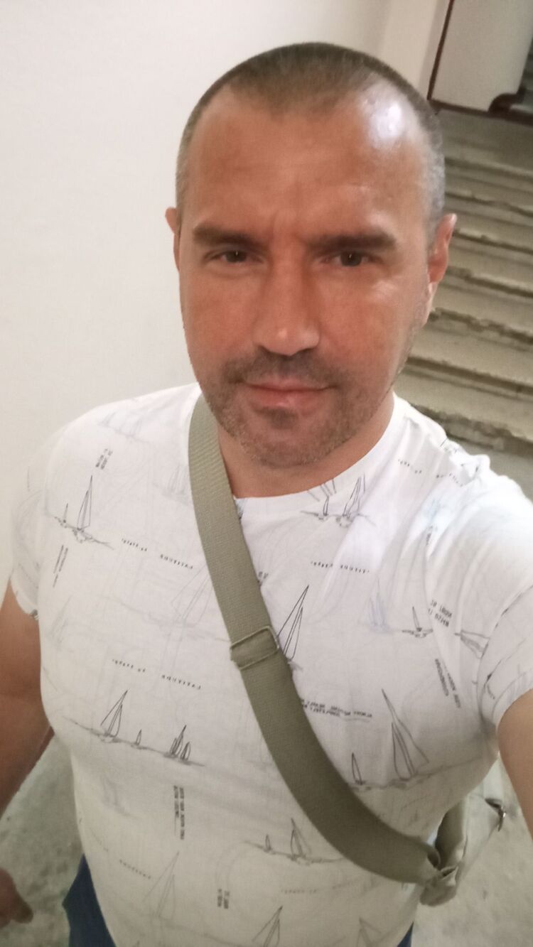  51913393  , 47 ,    