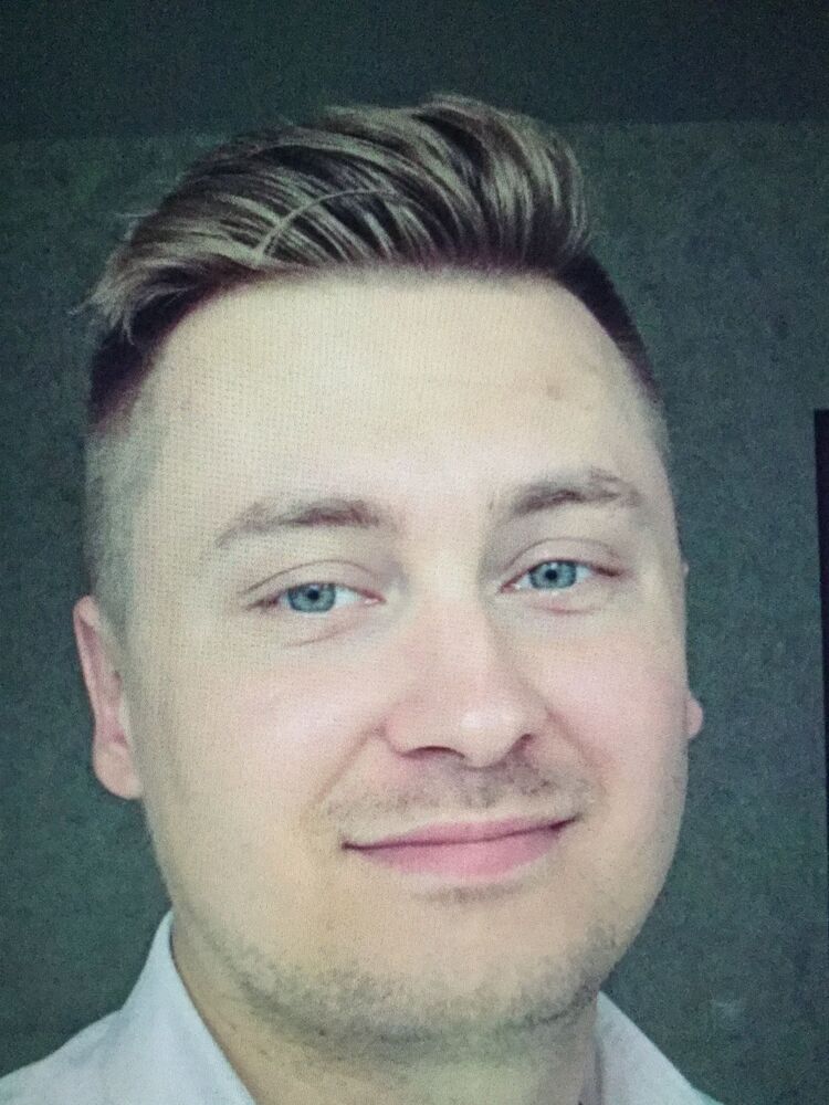  ,   Victor, 37 ,   ,   