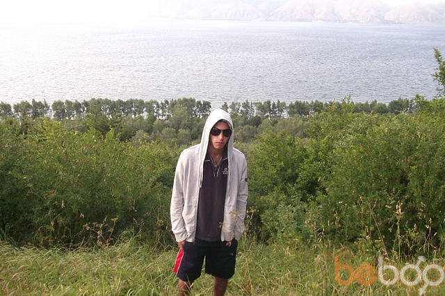  1163613  Armen, 32 ,    