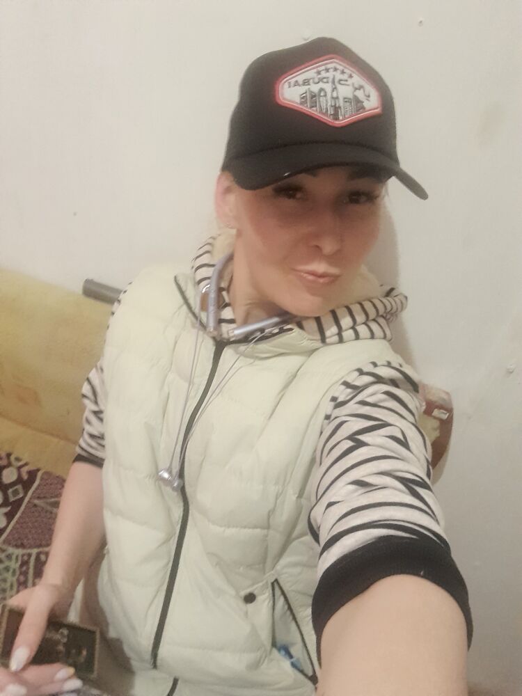  46103083  , 42 ,    