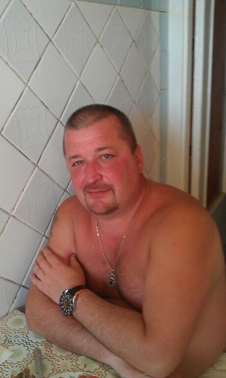  ,   Viktor, 53 ,   ,   , c 