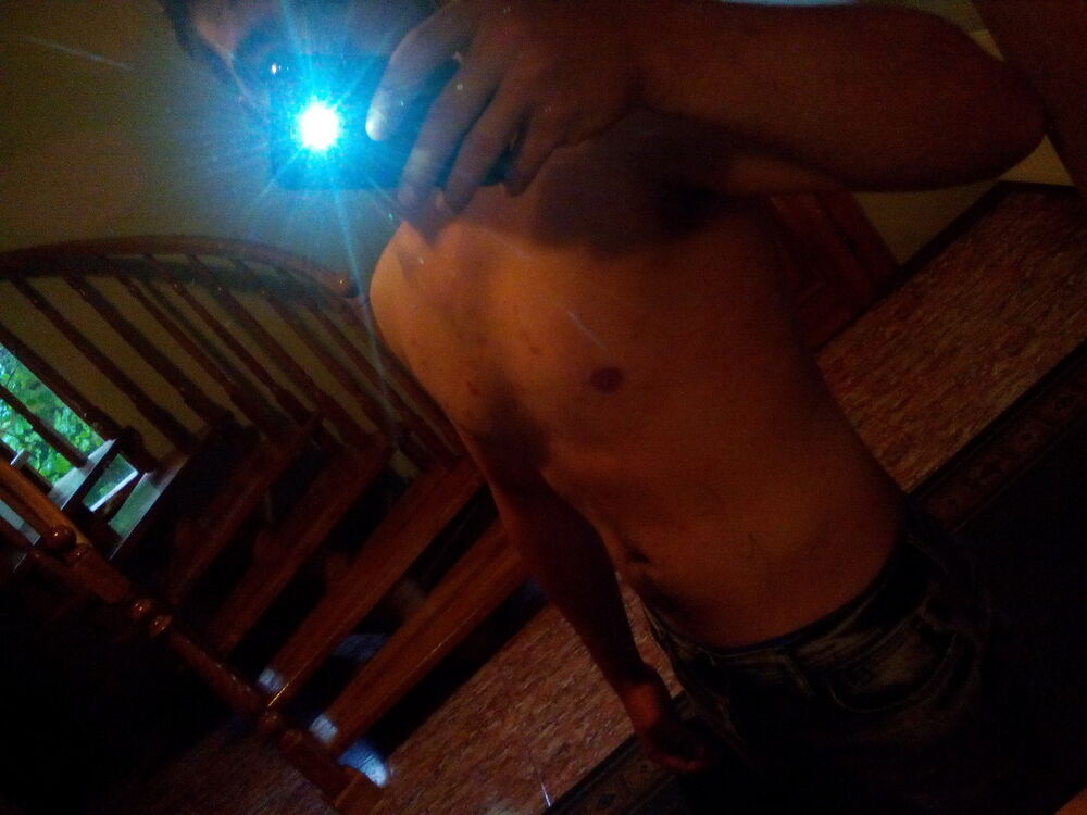  8837163  Deema, 30 ,    