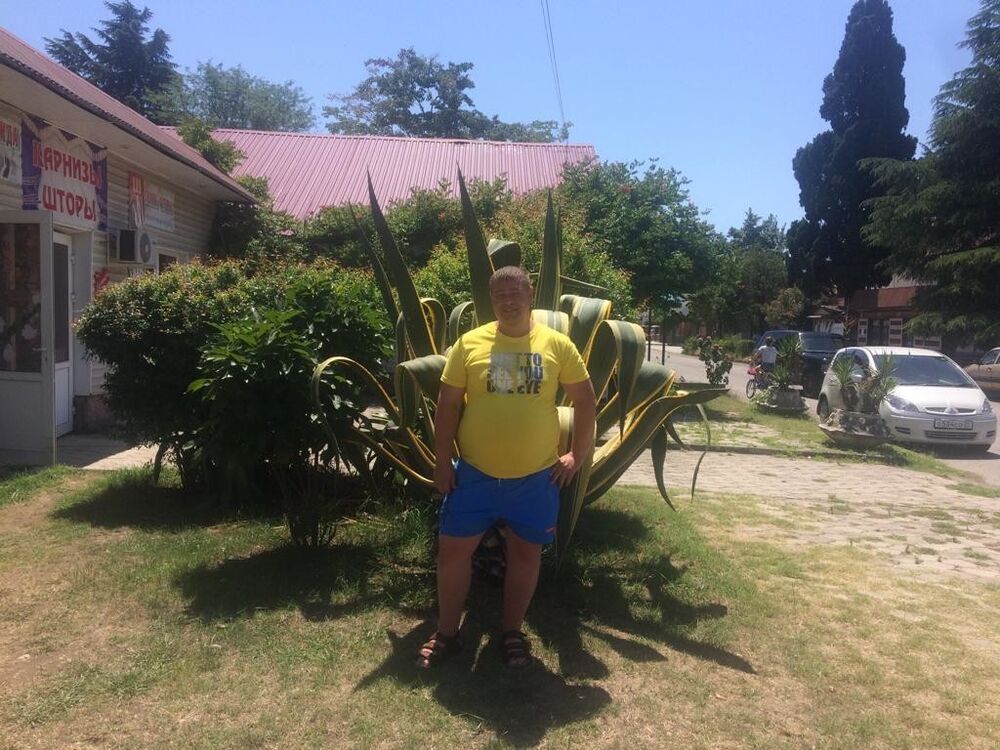  17834973  OLEG, 47 ,    