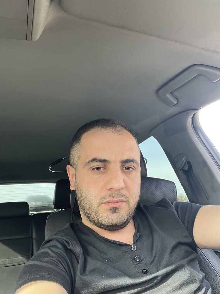  35768763  , 37 ,    