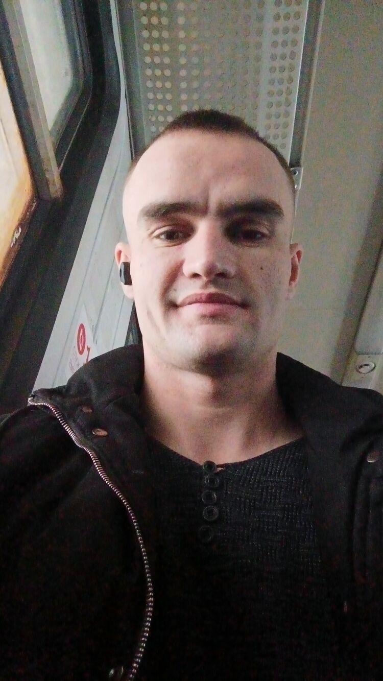  32226783  Vadim, 29 ,    