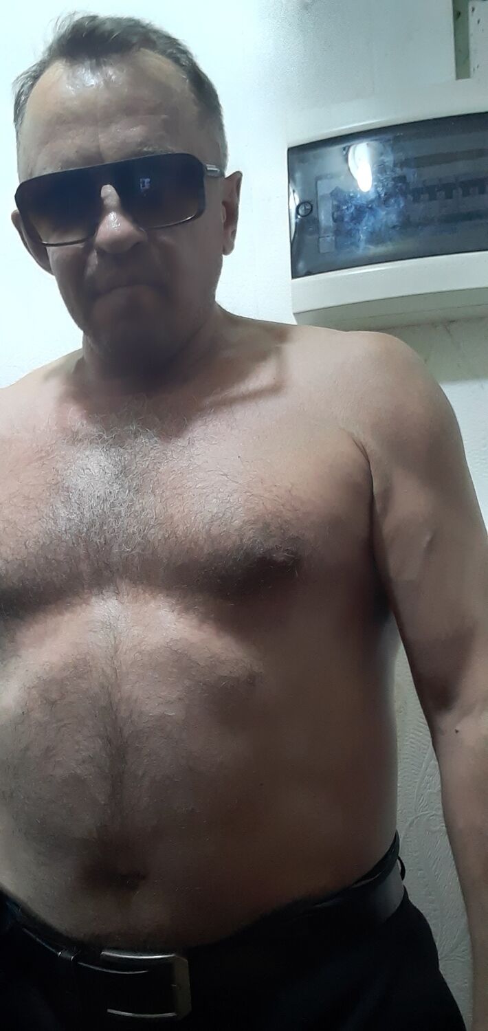  44973663  , 46 ,    