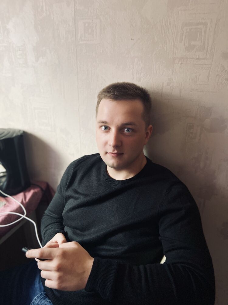 ,   Anton, 29 ,   ,   