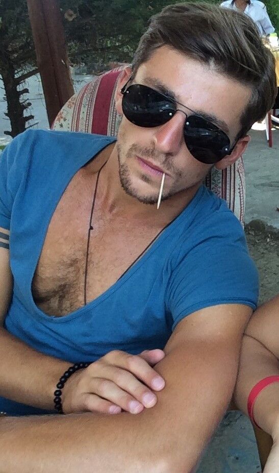  ,   Guga, 35 ,   
