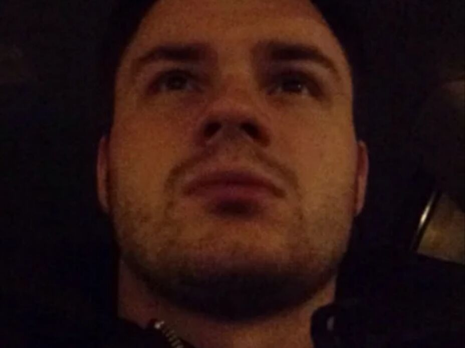  53858363  Ivan, 38 ,    