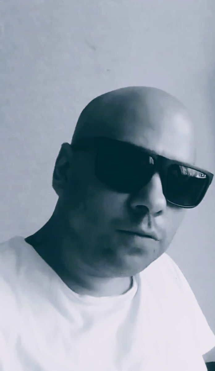  27745913  , 38 ,    