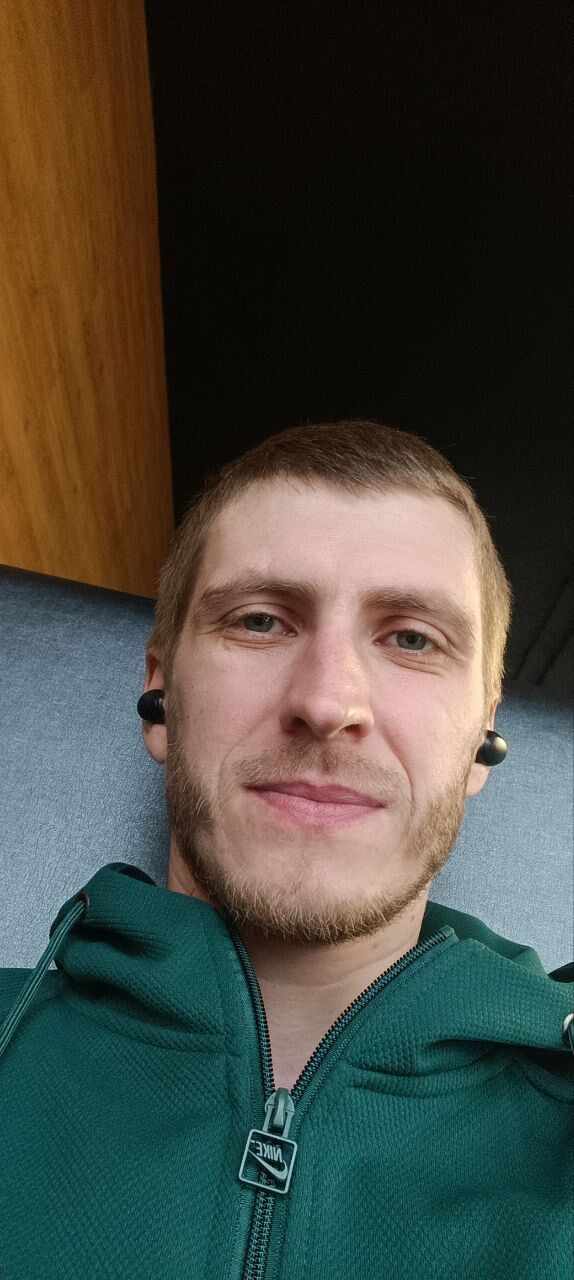  ,   Maxim, 31 ,   ,   