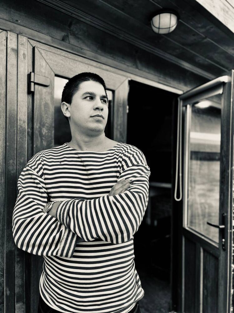 ���� 33982373 ����� �����, 25 ���, ���� ���������� � �����������