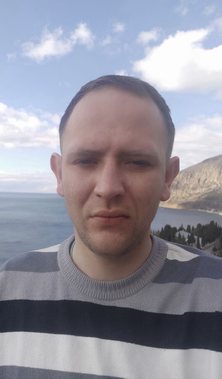  ,   Valentin, 33 ,   ,   , c , 