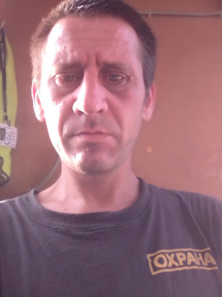  28857643  , 40 ,    